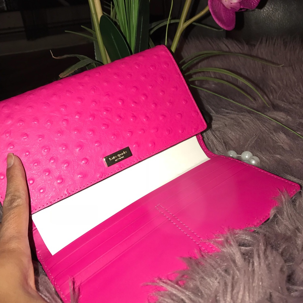 Kate Spade 👑❤️ - Picture 3 of 5